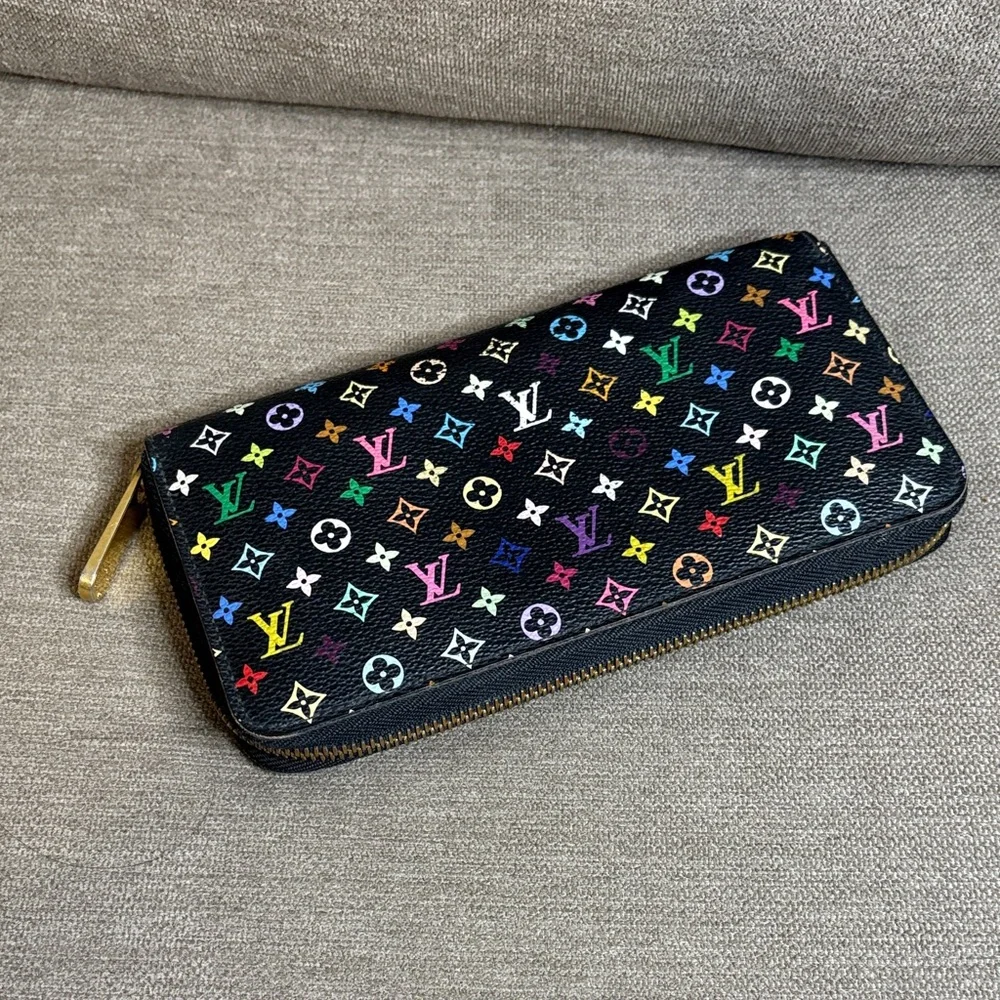 Louis Vuitton Black Takashi Murakami Monogram Zip Wallet - Picture 3 of 9